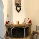 Aleko\'S Apartment Double Room