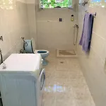 Aleko\'S Apartment Double Room